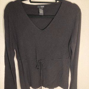 Kenzie Women's v-neck tie sweater L